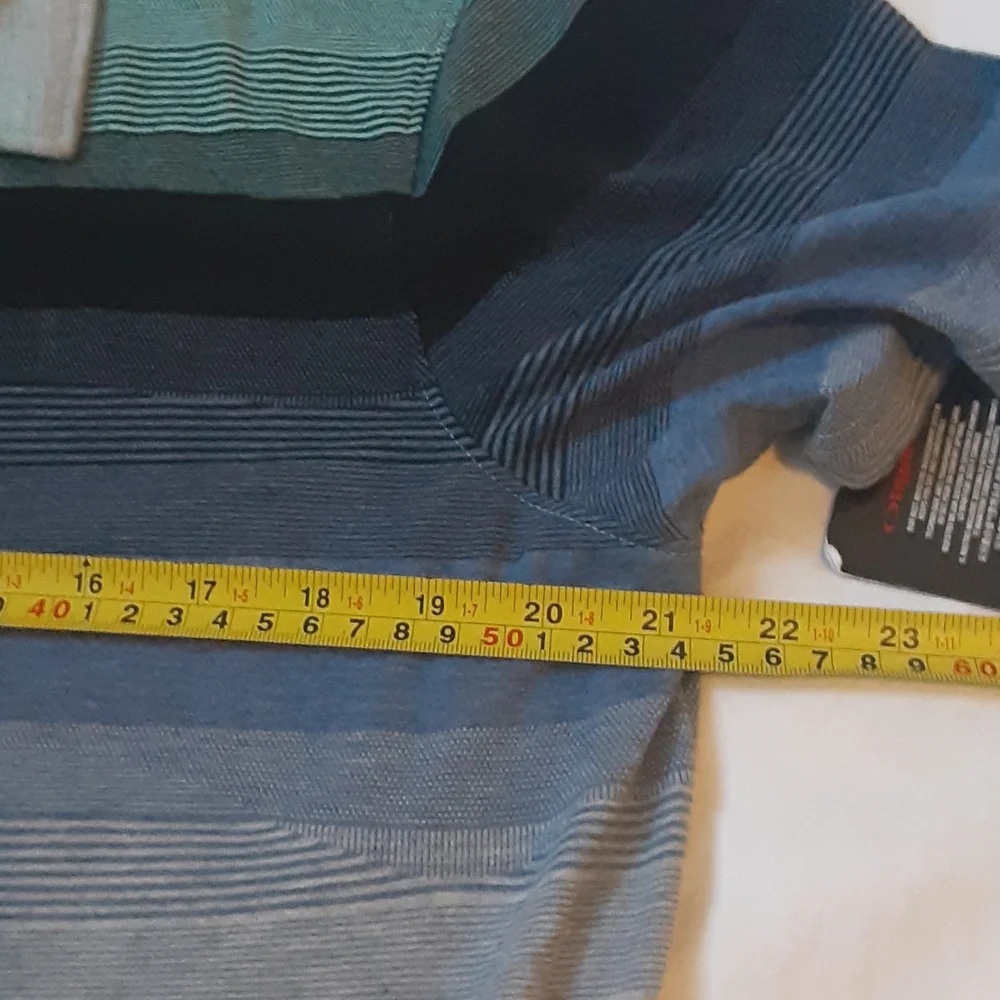 * OAKLEY LATERAL POLO. SIZE LARGE - Picture 6 of 10